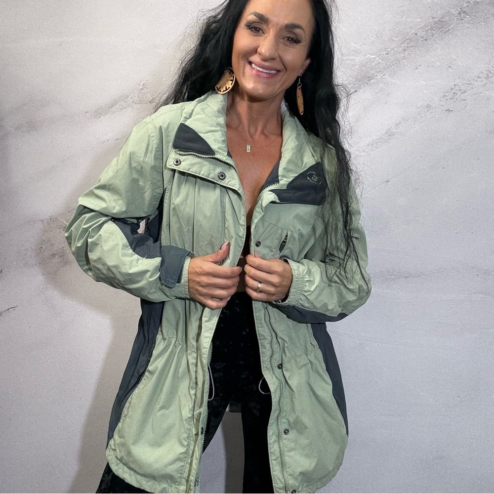 Columbia Women's Green and Gray Utility Jacket